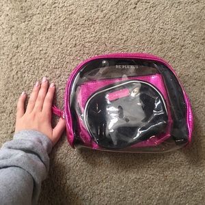 NWOT 3 Plexus makeup/travel bags